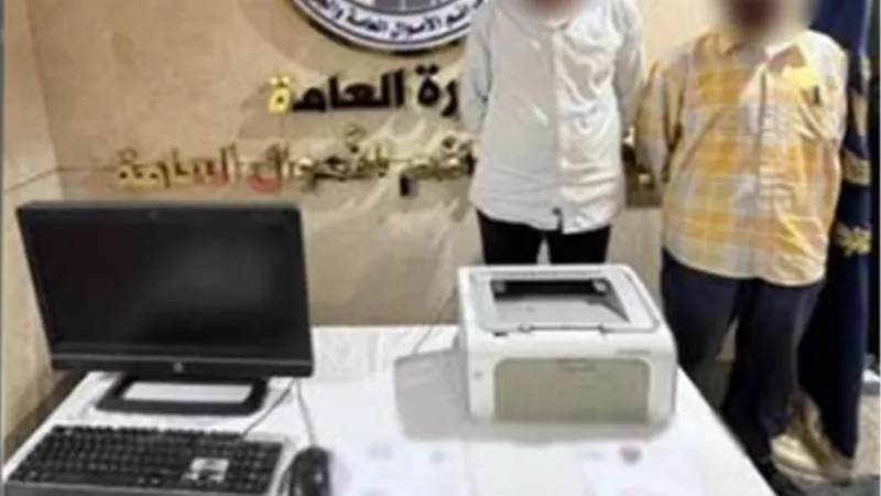 القبض على المتهمين بتزوير المحررات الرسمية وتقليد الأختام في الجيزة