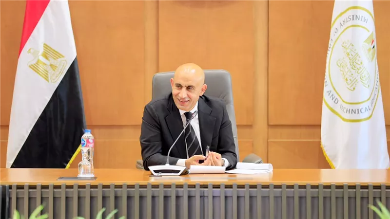 وزير التعليم يتفقد مدارس المنيا لمتابعة انتظام الدراسة 