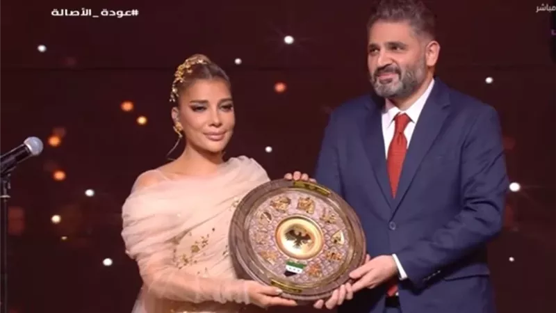 أصالة تتأثر بعودتها إلى دمشق بعد غياب 15 عامًا.. «وحشتوني يا أهلي»