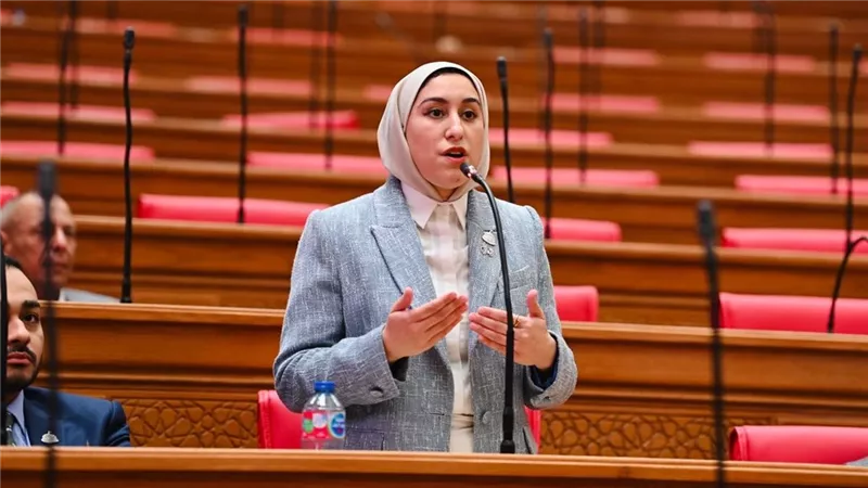 «الدواء مش بورصة».. صافيناز طلعت تفتح ملف ربط أسعار الأدوية بالدولار والتضخم