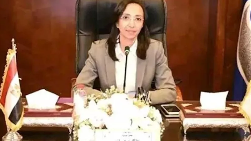 محافظ البحيرة توجه بتشكيل لجنة لمتابعة الانضباط داخل مدرستين بأبو حمص