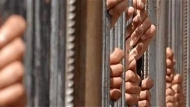 حبس ملحن شهير بحوزته 60 كيس كوكايين في أحد مناطق القاهرة الجديدة