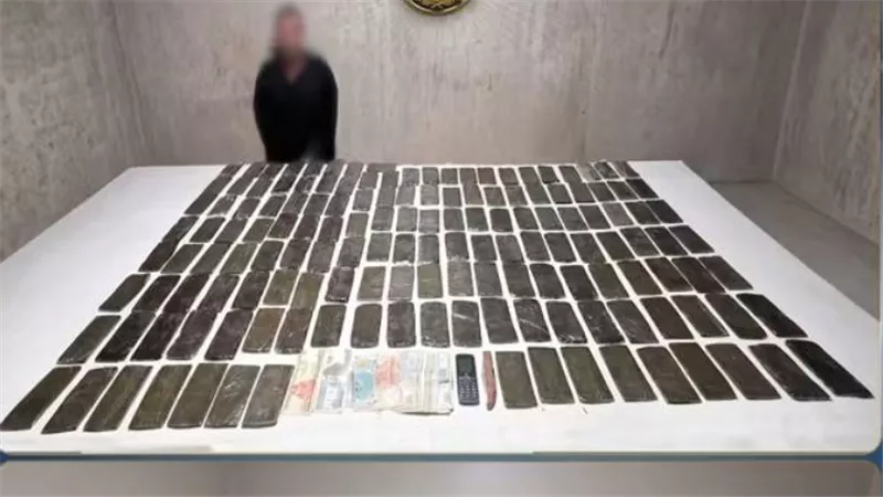 مصرع 4 عناصر شديدة الخطورة وضبط 750 كيلو مخدرات و68 سلاحًا ناريًا بـ 102 مليون جنيه