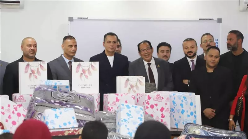 هدايا وألعاب وأجهزة إلكترونية.. «مستقبل وطن» يحتفي بأطفال دار أيتام في جولة الغربية