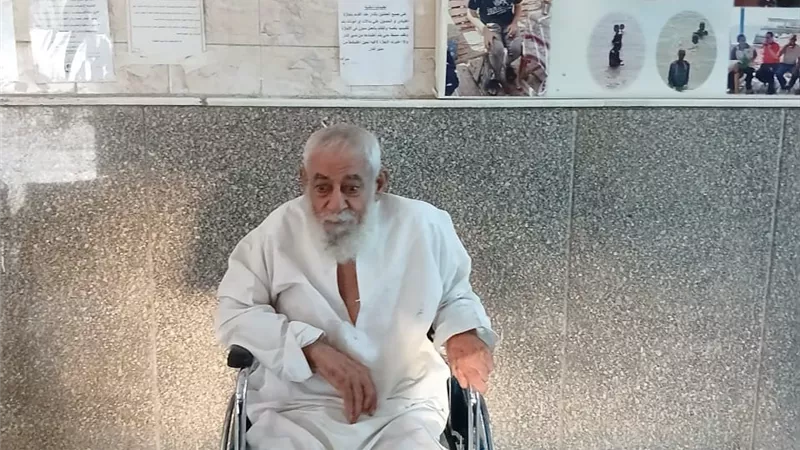 من الرصيف إلى الأمان.. إنقاذ مسن بلا مأوى ونقله لدار رعاية بالقليوبية