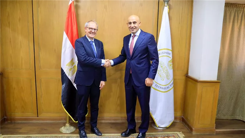 وزير التعليم يستقبل المدير الإقليمي الجديد لليونسكو بالقاهرة.. والبكالوريا في صدارة المناقشات