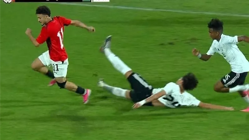 منتخب الشباب يتخطى ليبيا بهدفين 