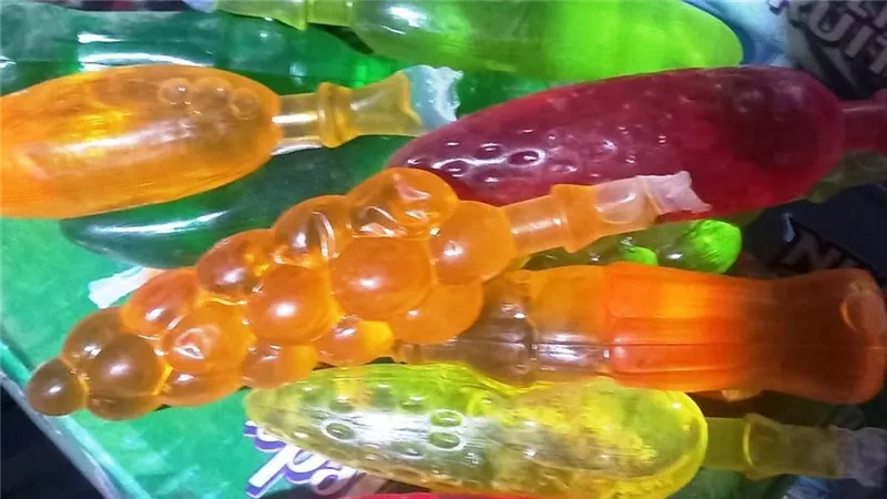 ضبط 10 أطنان كيماوي و15 ألف قطعة آيس كريم مجهولة المصدر في سوهاج 