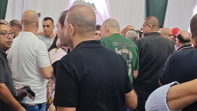 بعد صلاة الجمعة.. تزايد إقبال أعضاء جزيرة الورد بالمنصورة على انتخابات مجلس الإدارة