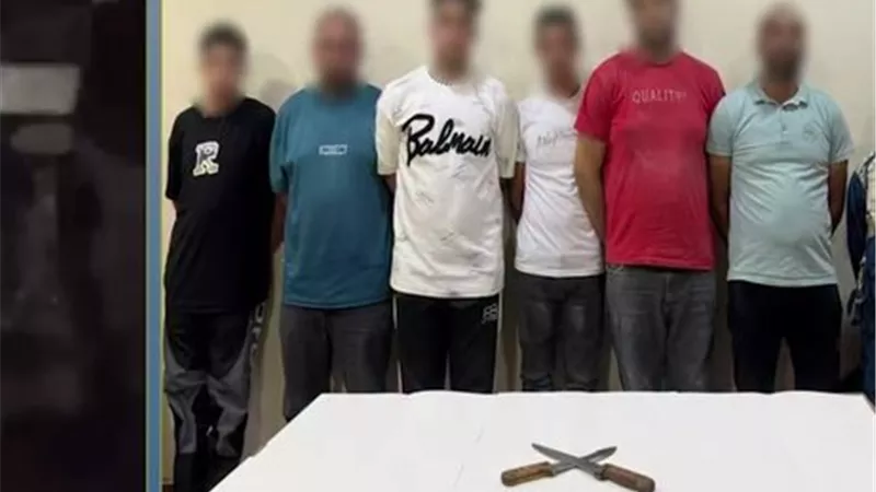 بسبب خلافات مع شقيقه.. ضبط 7 أشخاص بعد الاعتداء على قائد سيارة بالجيزة