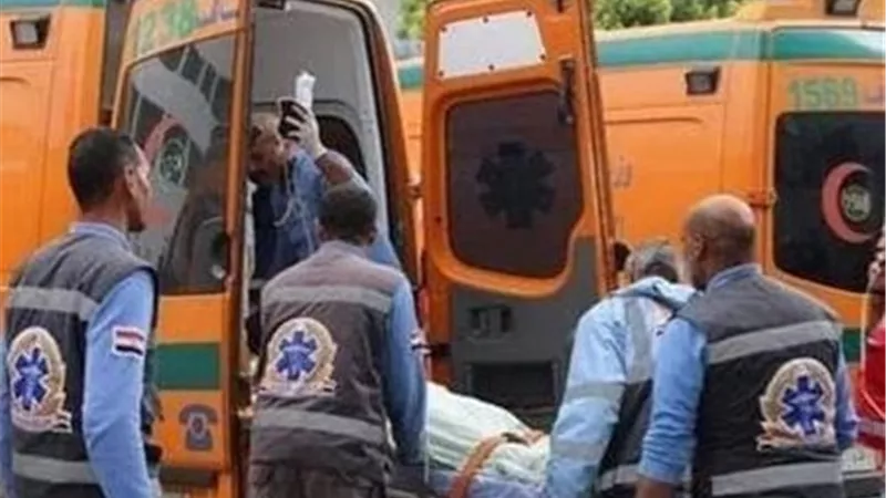 الملاكي اتقلبت بيه.. مصرع شاب أربعيني في انقلاب سيارة بطريق المطار بالأقصر