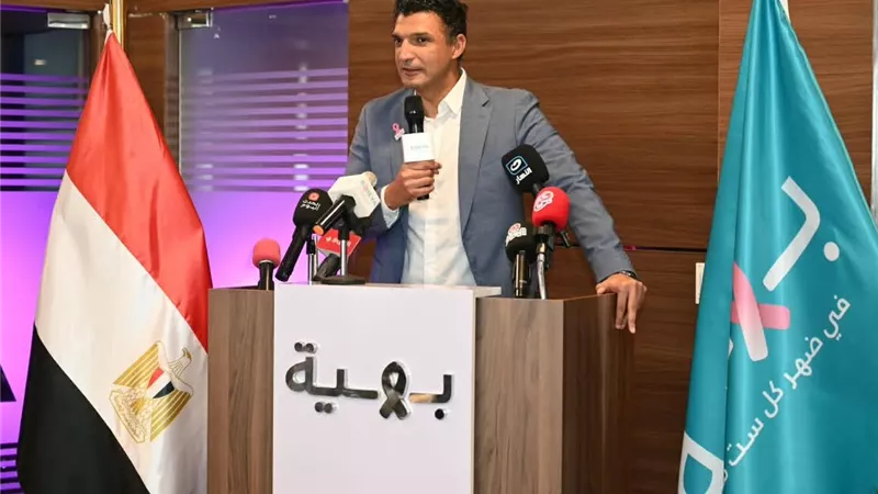 وزير الصناعة يزور مستشفى بهية للاكتشاف المبكر وعلاج سرطان الثدي