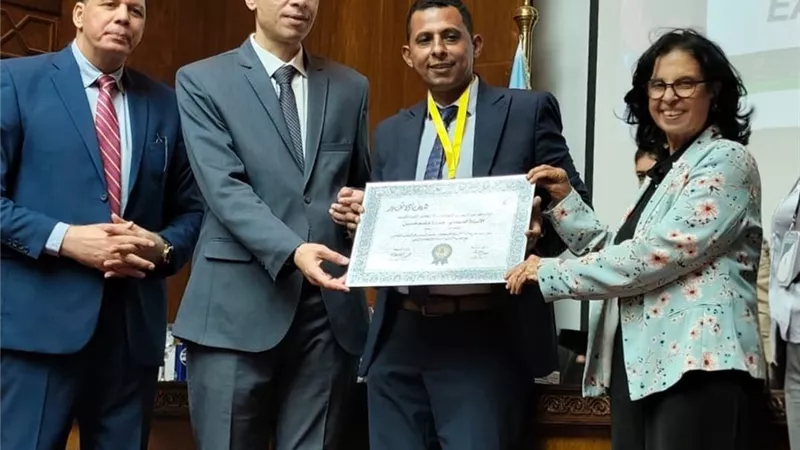 جامعة سوهاج تحصد المركز الأول في جائزة التميز بأبحاث السرطان لعام 2026