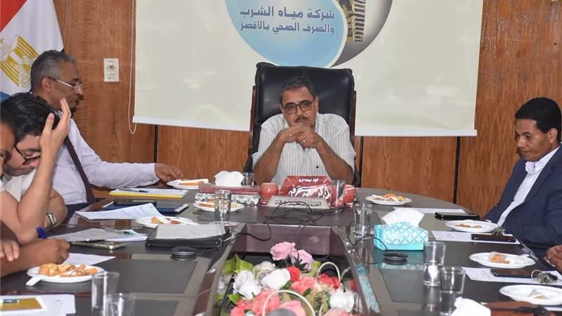 3 قرى بإسنا تدخل خدمة الصرف الصحي.. ومياه الأقصر تحدد أوراق التعاقد