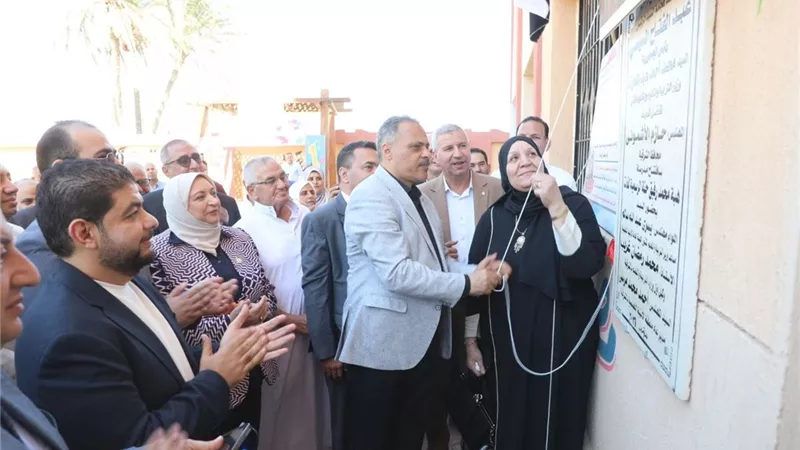 بـ60 مليون جنيه.. محافظ الشرقية يفتتح 3 مدارس جديدة بمنيا القمح ومشتول السوق