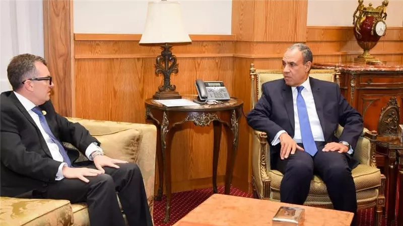 وزيرا الخارجية والتخطيط يبحثان آليات توسيع نطاق التعاون