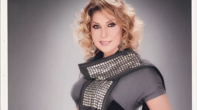 نادية الجندي نجمة تكريم الدورة السادسة من مهرجان القاهرة للسينما الفرنكوفونية