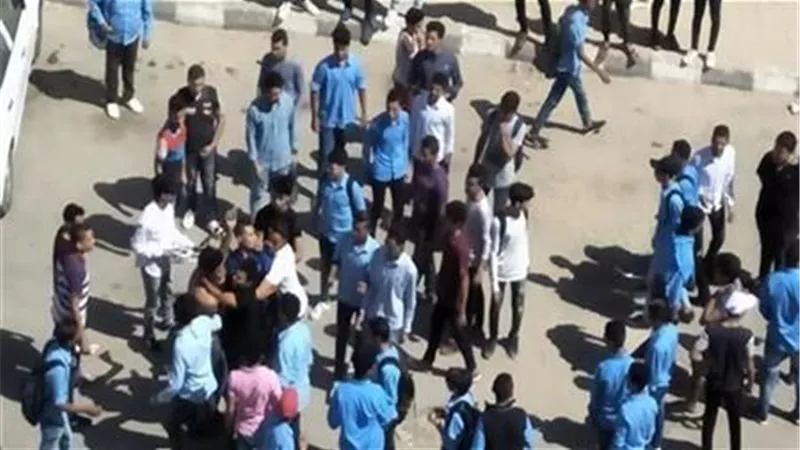 ولي أمر يتهم طالبًا بإصابة نجله بكسر في الجمجمة ونزيف بالمخ داخل مدرسة بالعياط