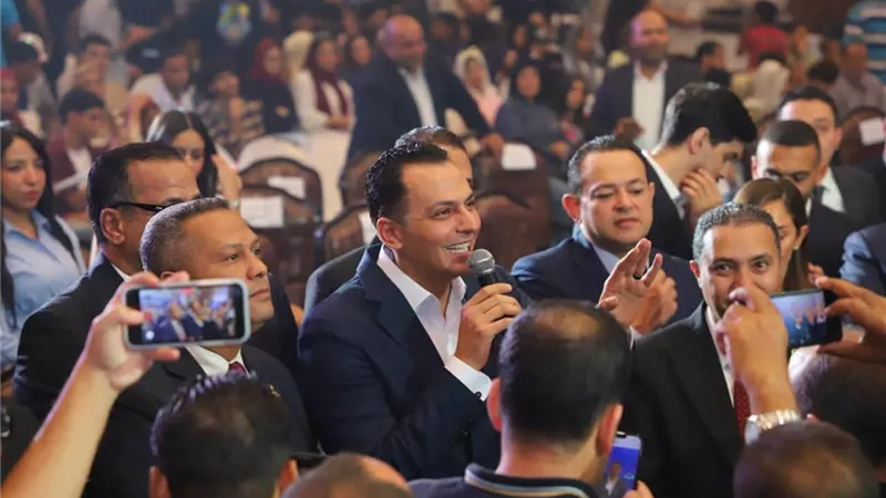تقديم معدات زراعية وأجهزة ري حديثة.. «مستقبل وطن» يدعم المزارعين خلال جولته في محافظة الإسكندرية