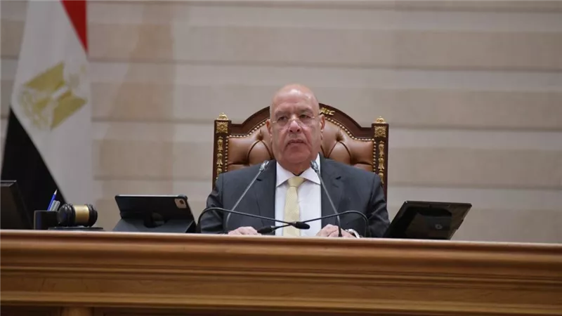 رئيس النواب يرد على اعتراضات تأجيل تطبيق قانون الإجراءات الجنائية.. والحكومة تكشف موقف تجهيز المحاكم