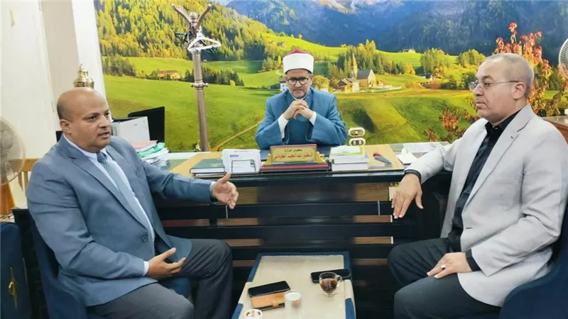 أوقاف سوهاج تبحث مع قطاع الاتصالات والبريد المصري سبل التعاون وإزالة المعوقات