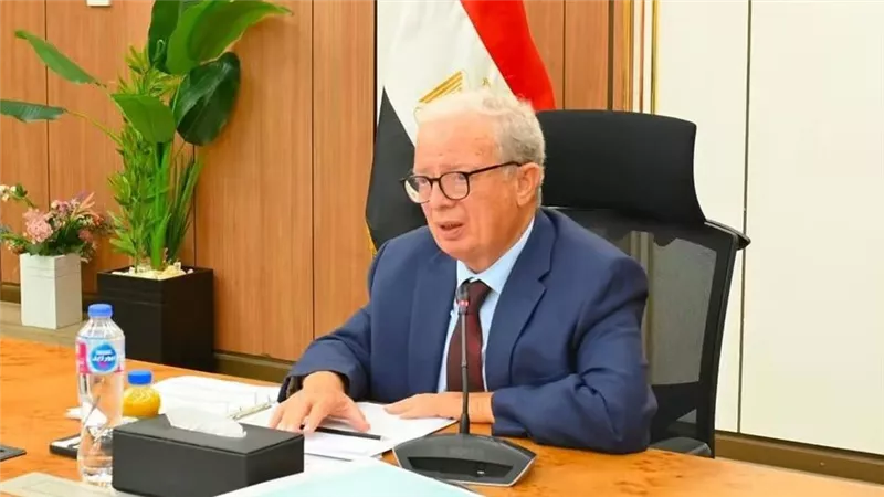 حسين عيسى: المشروع القومي لتطوير الغزل والنسيج يمثل نقلة نوعية في الصناعة 