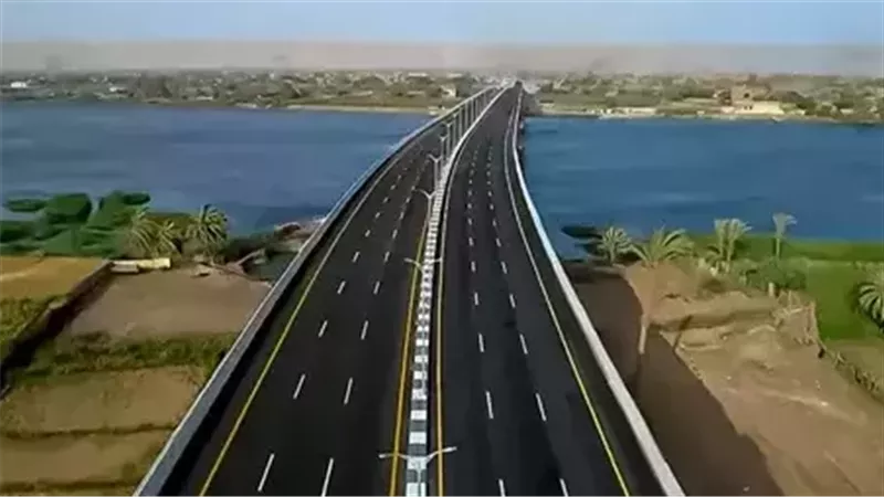 73 محورًا وكوبري على النيل.. خطة جديدة لربط شرق مصر بغربها