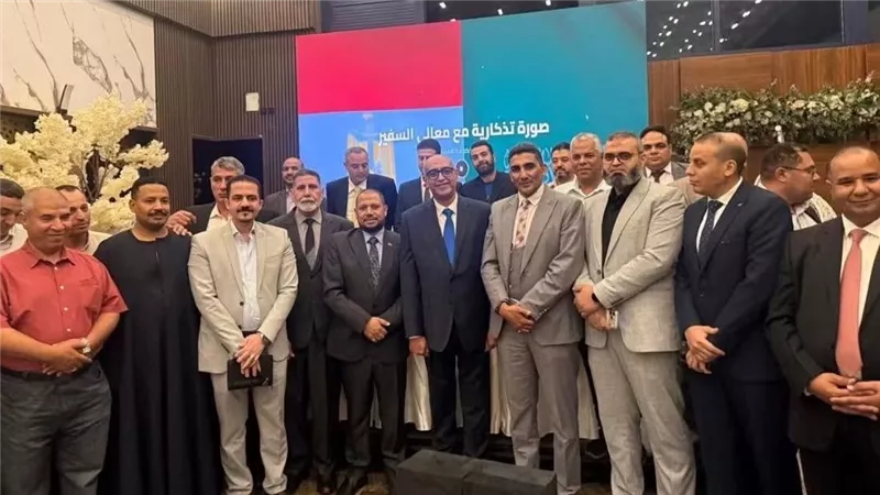 القنصل العام في جدة يلتقي أبناء الجالية المصرية بمدينة الطائف