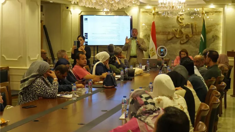 من التفاوض السياسي إلى إدارة المحليات.. معهد الدراسات السياسية بالوفد يؤهل جيلًا جديدًا للعمل العام