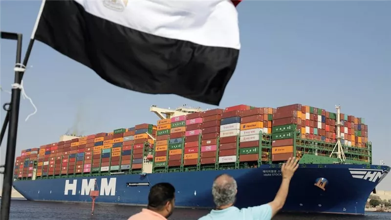 نافذة موحدة للتراخيص.. حوافز جديدة أمام مجتمع الأعمال الإفريقي في منتدى العلمين