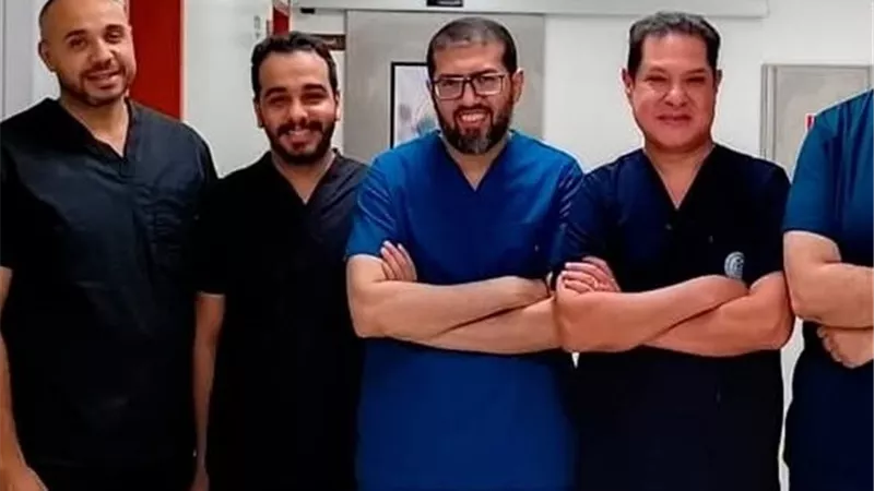 من داخل جدار المريء.. استئصال ورم 6 سم بالمنظار وإنقاذ مريض بالأقصر