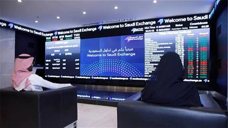  بورصات الخليج تراقب أداء النفط .. صعود في السعودية وعمان وتراجع لقطر والكويت 