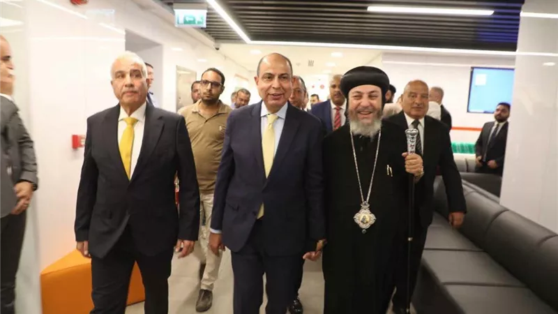 محافظ المنيا يشهد افتتاح فرع البنك الأهلي المصري ببني مزار بعد تطويره