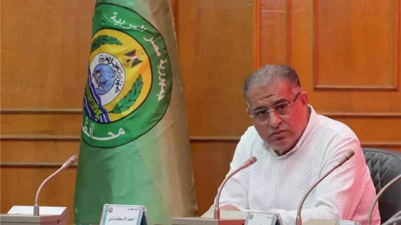 مجلس السكان بالإسماعيلية يرصد مشاكل أهالي قرية النصر بالقنطرة غرب 