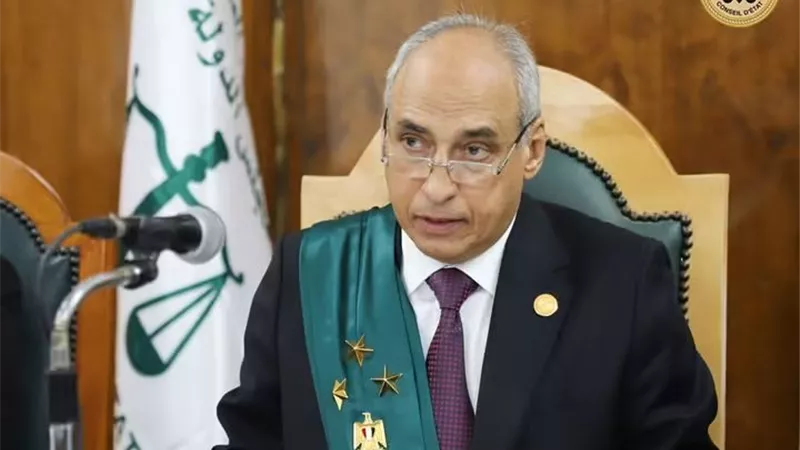 رئيس مجلس الدولة يتابع انتظام العمل بالمحكمة الإدارية العليا في مستهل العام القضائي الجديد