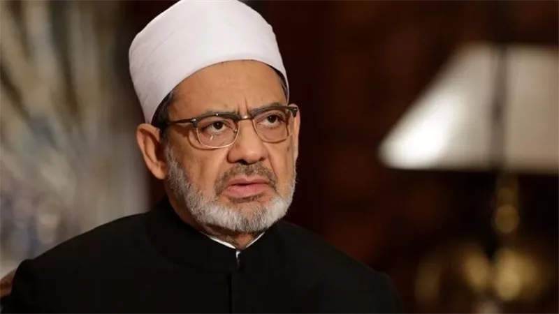 شيخ الأزهر يهنئ الرئيس السيسي والقوات المسلحة والشعب المصري بذكرى انتصارات أكتوبر المجيدة