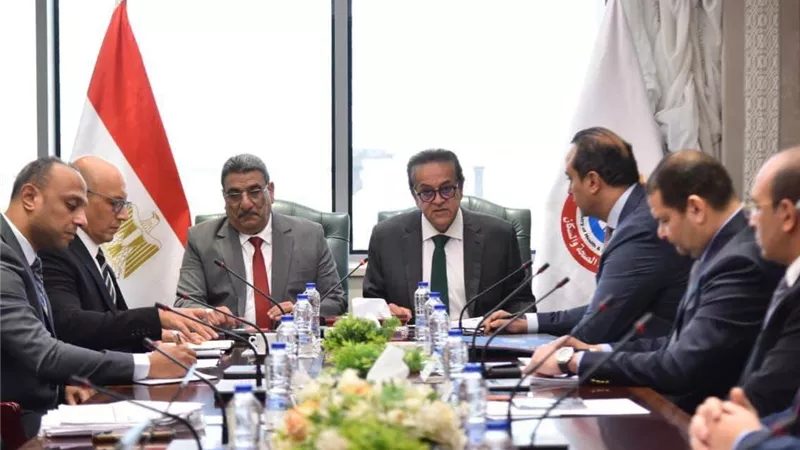 وزير الصحة: تطوير الخدمات الصحية وتسريع التأمين الشامل على رأس الأولويات