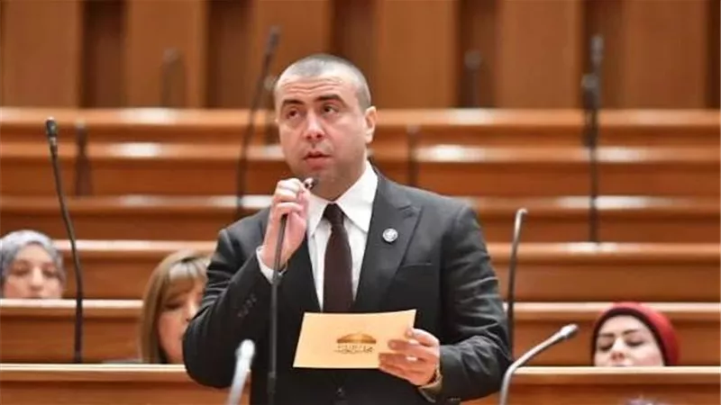 بالتزكية والإجماع.. أحمد بهاء شلبي رئيسًا للجنة الصناعة بمجلس النواب