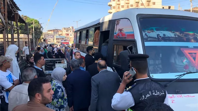 محافظ الدقهلية يتفقد مواقف سندوب لليوم الثالث ويشدد على انتظام حركة النقل