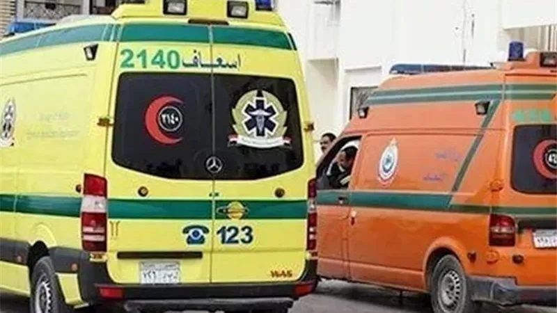 إصابة 6 أشخاص في حادث انقلاب سيارة «سيرفيس» بطريق محور الضبعة بالبحيرة