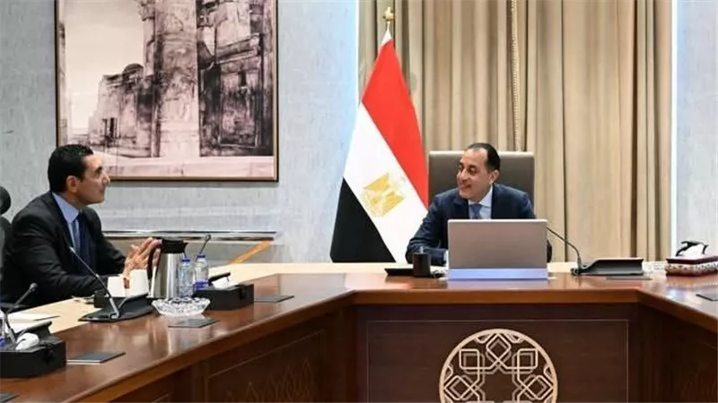 رئيس الوزراء يستعرض محاور جلستي حوار بشأن رعاية الموهوبين وإتاحة الفرص للشباب لصناعة التأثير