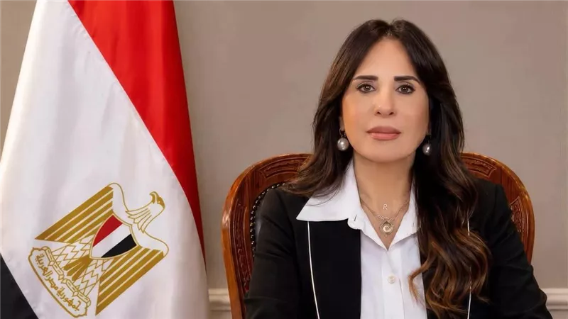 وزيرة الإسكان تشدد على أهمية استمرار المتابعة الميدانية لمختلف ملفات العمل بالمدن الجديدة