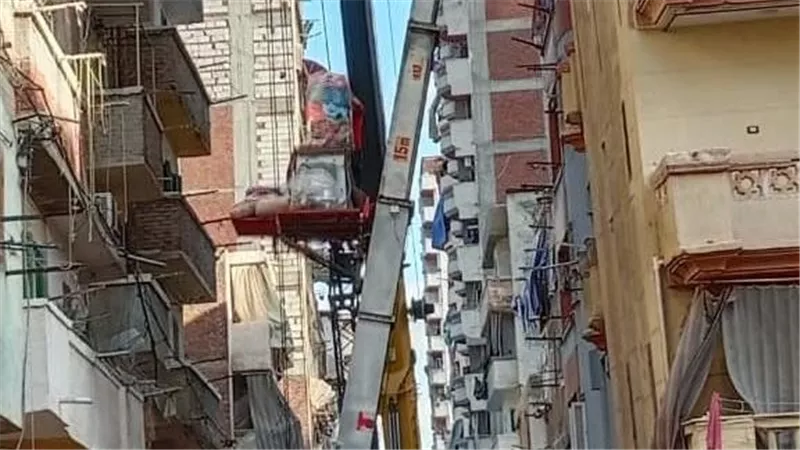 انهيار عقار من 4 طوابق بمنطقة كرموز في الإسكندرية  