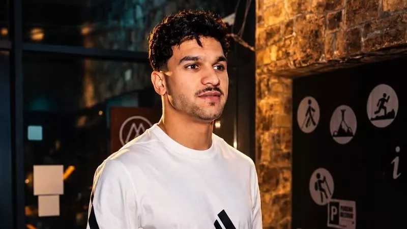 قبل القمة.. منصف بقرار يعود إلى القاهرة وينضم لتحضيرات الأهلي