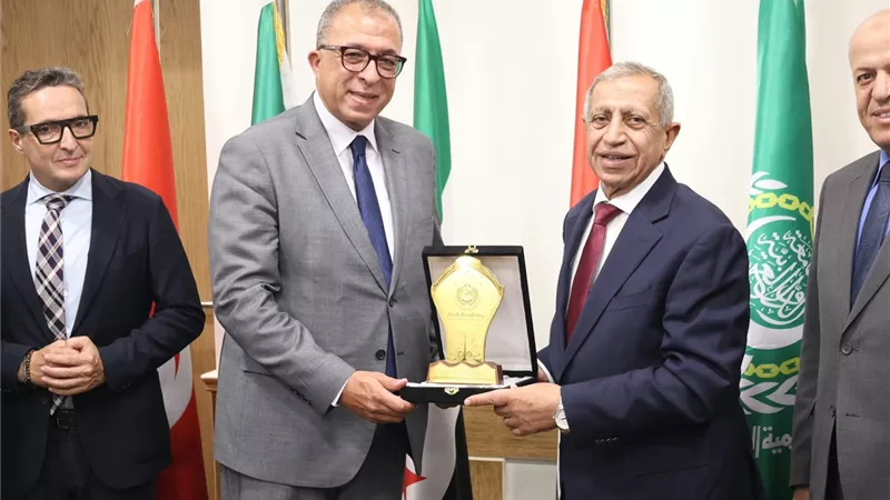 التخطيط القومي والأكاديمية العربية يوقعان اتفاقًا جديدًا لدعم التنمية والابتكار