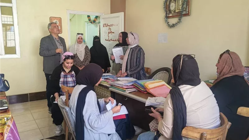 محافظ الفيوم يتابع نتائج حملة طرق الأبواب ضمن المبادرة الرئاسية «معا بالوعي نحميها»