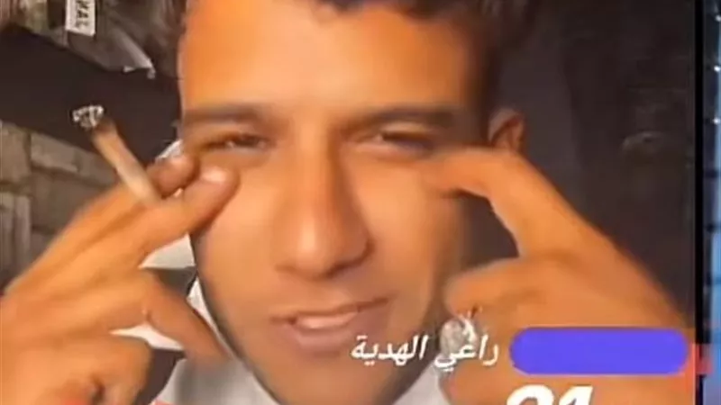 سيجارة عصام صاصا تشعل الجدل.. والموسيقيين تحسم مصيره الأحد 