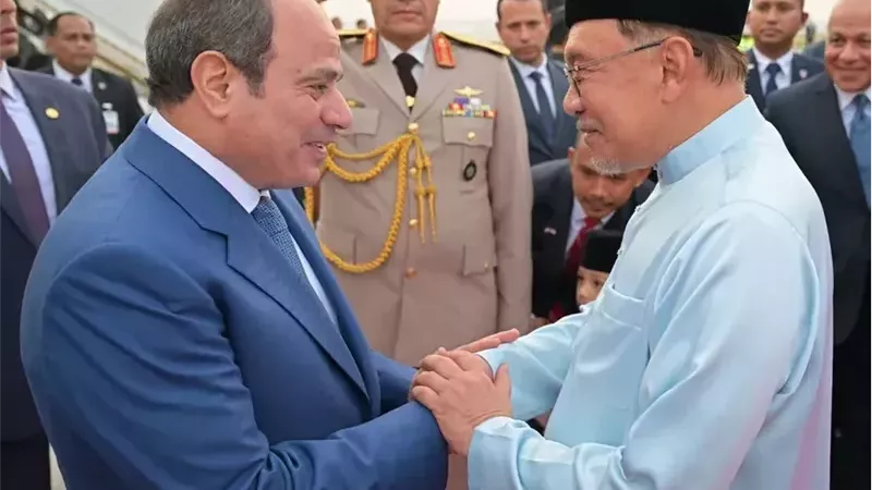 الرئيس السيسي وملك ماليزيا يبحثان تعزيز الشراكة الاقتصادية والاستثمارية وتكثيف التنسيق السياسي