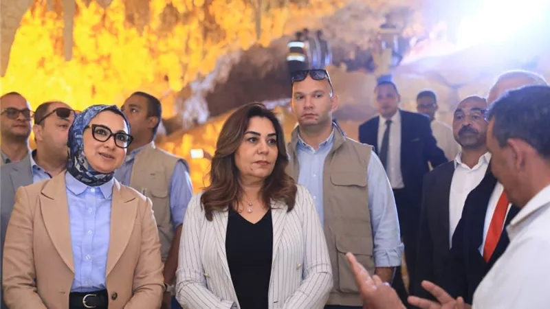 وزيرة التنمية المحلية تتفقد كهف الجارة تمهيدًا لإعلانه محمية طبيعية