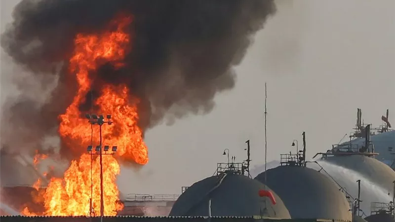 دوي انفجار قوي يهز مطار الرياض اليوم
